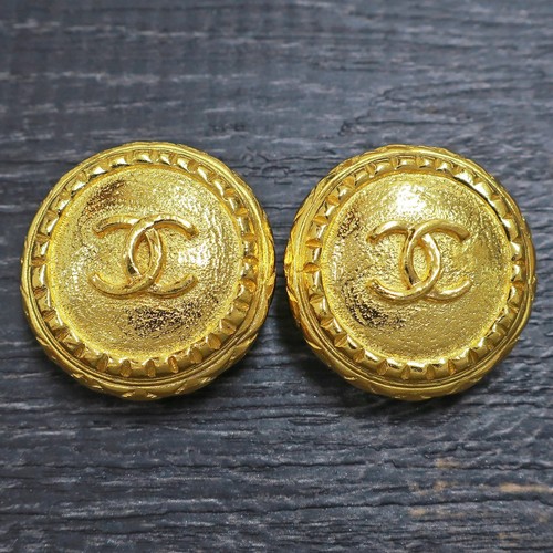 Chanel gold plated logos - plated,