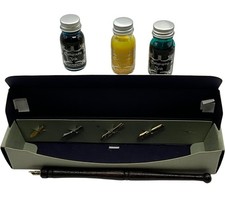 Stuart Houghton Calligraphy