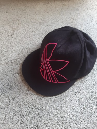 Adidas large cap - adidas,