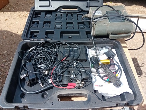 Vehicle diagnostic scanner - vehicle,