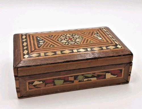 Wooden marquetry lidded - wooden,