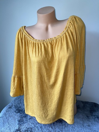 Max studio new peasant top - new,