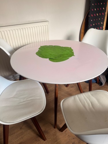 Round kitchen table chairs - kitchen,