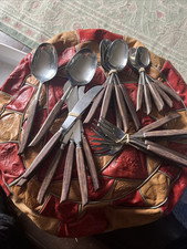 Spear and Jackson Teak Handled Cutlery set For 6. + 3 Serving Spoons 26 Pieces