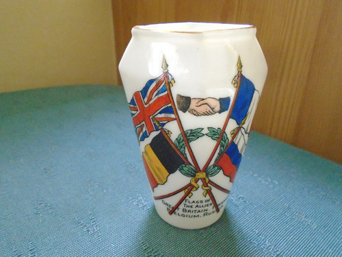 Ww1 vase flags - flags, the