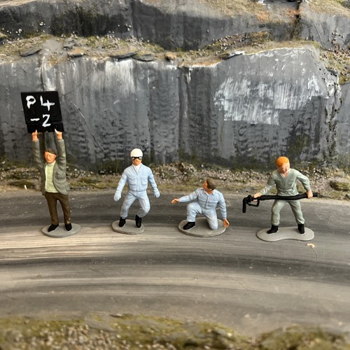 Painted race crew grey - crew,