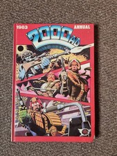2000AD ANNUAL - 1983 - OLD - SEE PHOTOS - SOME DAMAGE TO CORNER