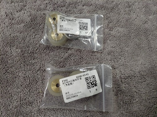 Pinch roller assembly for - pinch,