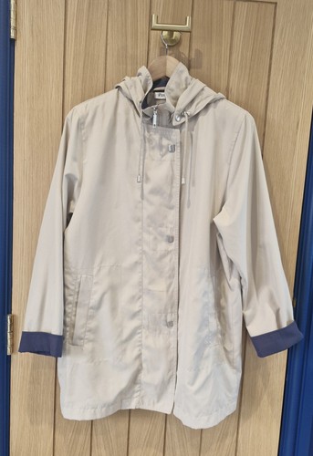 Lovely beige hooded - lovely,
