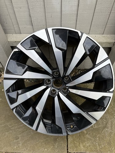 Skoda enyaq 2025 - 2025, wheel