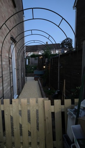 Garden arch heavy duty - 2.4m,