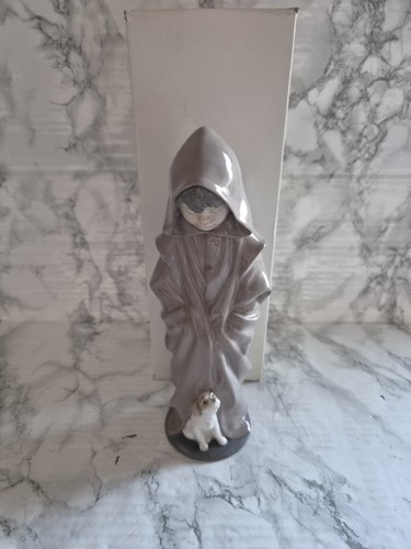 Lladro nao figurine - lladro, hooded