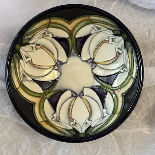 Moorcroft bowl trial - bowl,