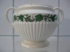 EDME Stratford sugar bowl  green ivy urn pottery ceramics white vintage wedgwood