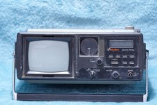 VINTAGE BUSH BN6520A PORTABLE TV/FM-AM RADIO.RANK INTERNATIONAL.JAPAN.1980's