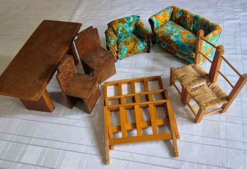 Vintage dolls house miniature - house,