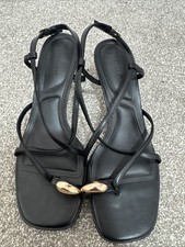 Primark Women’s 2 Inches Black Heel , With Gold Ring Toe . Excellent Conditions.