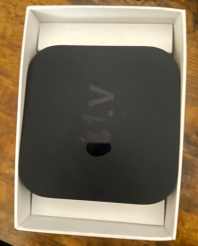 Apple black media - apple, streaming