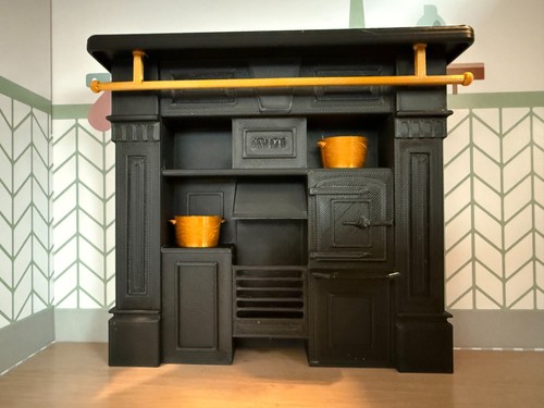 Dolls house fire place cast - dolls,