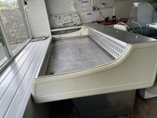 Deli Display Fridge Counter – 2.5m – Fully Serviced 
