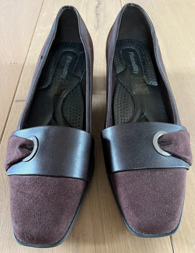 Piccadilly womens brown court