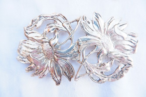 Solid silver nurses buckle - -,