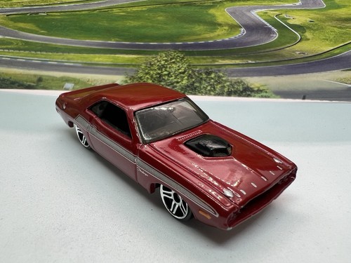 Hot wheels challenger red - challenger,