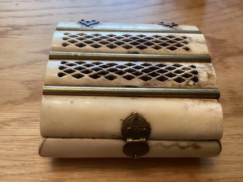 Vintage camel bone trinket box - vintage,