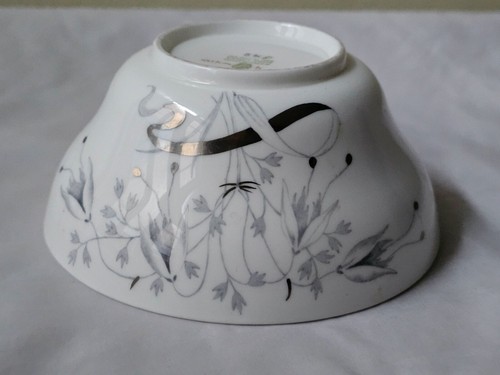 Charming floral wedgwood bowl - wedgwood,