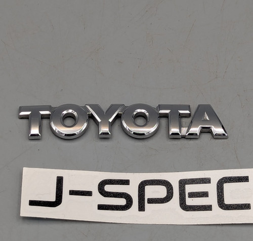 Toyota rear bumper badge - rear,