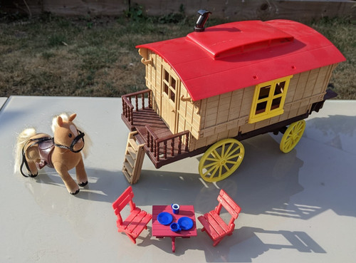 Sylvanian families caravan and - families,