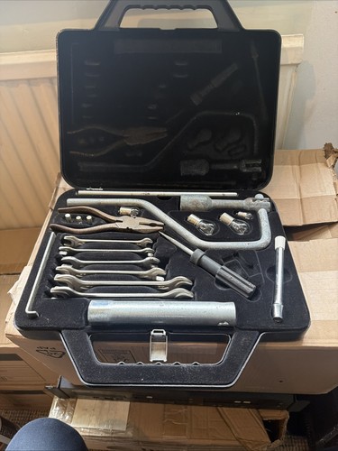 Jaguar vintage tool kit - vintage,