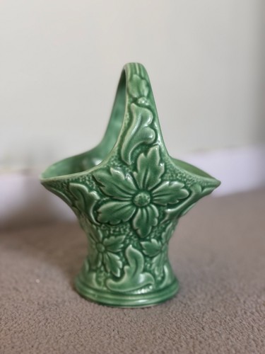 Sylvac 1780 green basket - sylvac,
