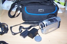 JVC-GR-D30AG CAMERCORDER 2
