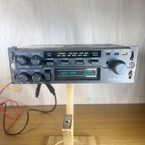 Vintage 9000 car radio - c-9000,