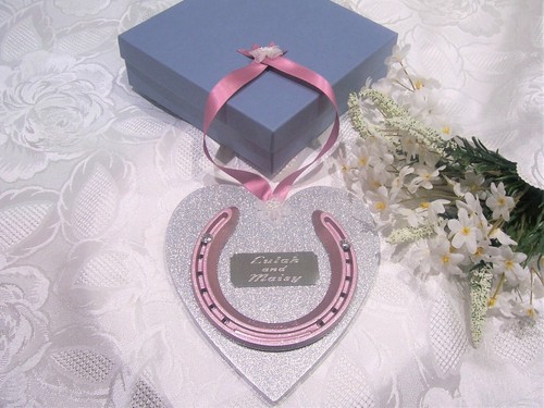 Real horseshoe mounted - real,