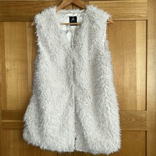Atmosphere Cream Fur Gilet V