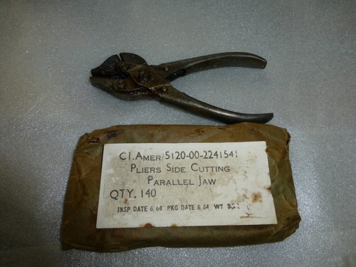 Parallel pliers which - parallel,