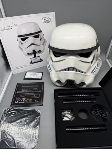 Signature edition prop - signature,
