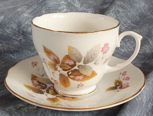 Duchess china pink flower - duchess, —