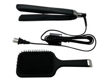 ghd Platinum+ Styler Festive