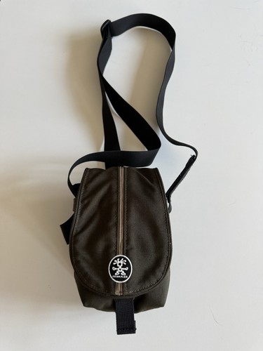 Crumpler pretty boy - camera, bag