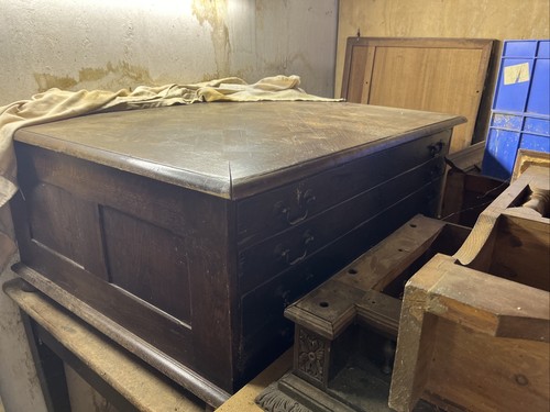 Oak map chest - map,