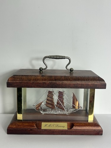 Vintage galleon ship - galleon, glass