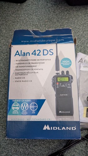 Midland alan handheld cb - 42,