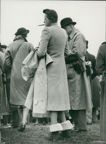 1938 fans see horse - see,