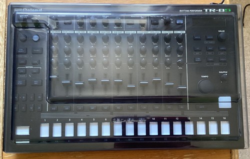 Roland tr8s drum machine - roland,