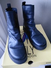 Fly Ladies black Rug Boots Size 7 very good Condition with box