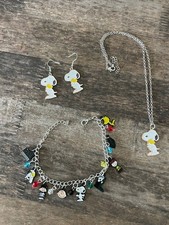 NEW SNOOPY PEANUTS CHARLIE