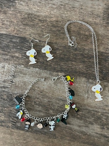 New snoopy peanuts - peanuts, charlie